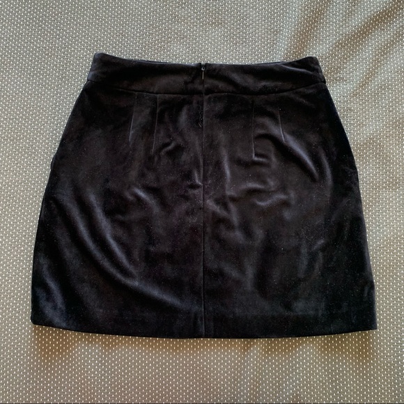 Jack Wills Velvet Skirt - Picture 4 of 7